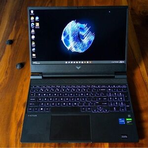 HP - Victus 15.6" Gaming Laptop